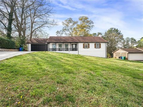 Homes For Sale - 3765 Preakness Drive<br/> Decatur, GA 30034