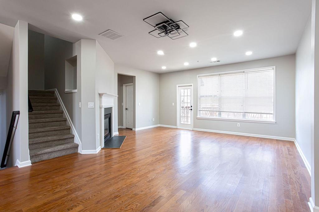 Westside Villas - Residential