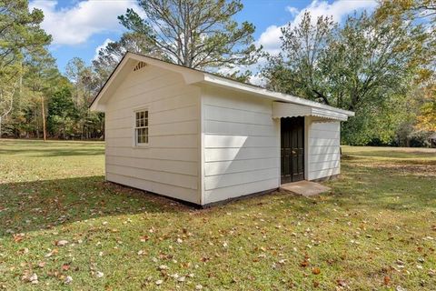 A home in Cedartown