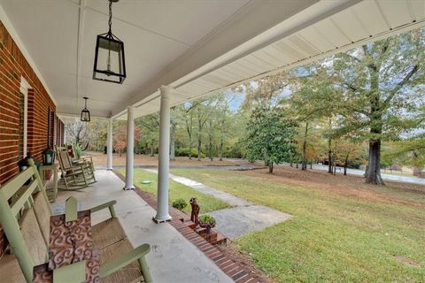 A home in Cedartown