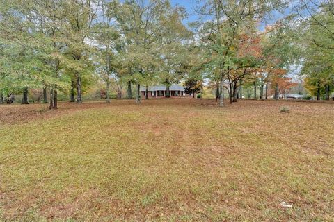 A home in Cedartown