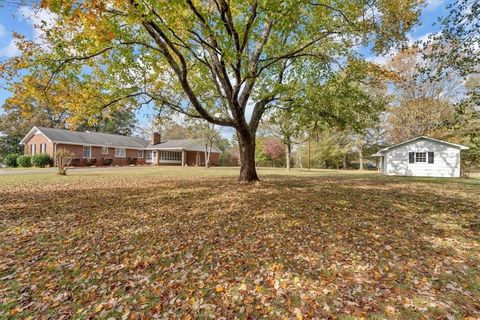 A home in Cedartown