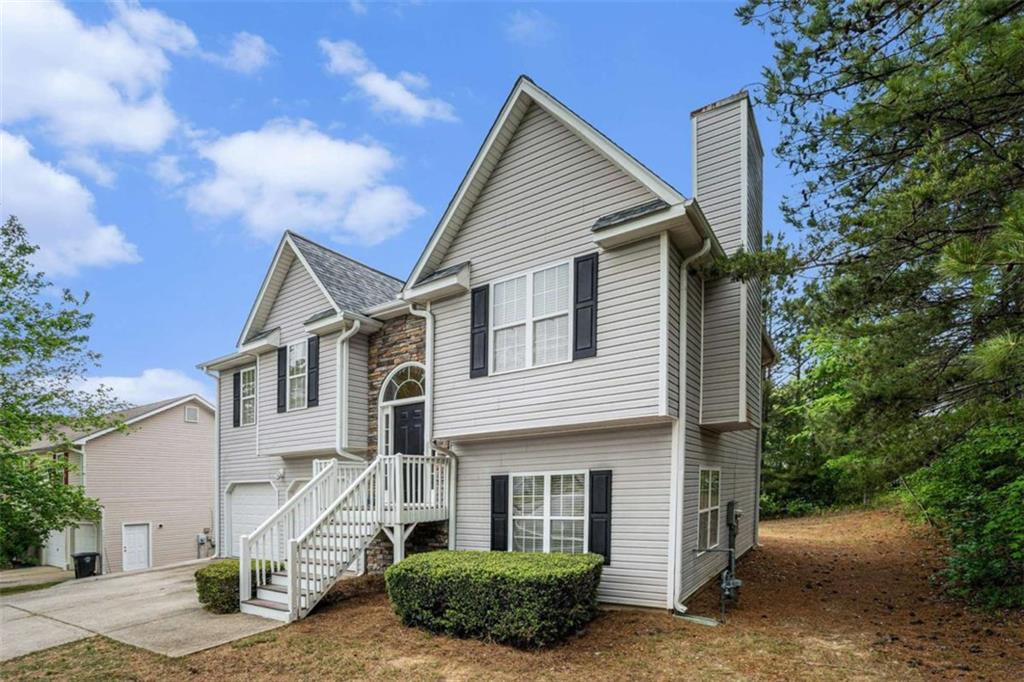 7832 Cambridge Drive, Douglasville, Georgia image 2