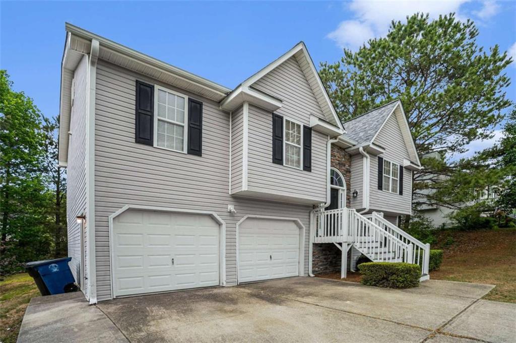 7832 Cambridge Drive, Douglasville, Georgia image 3