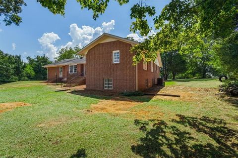 A home in Mcdonough