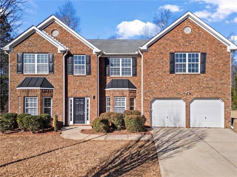 Homes For Rent - 221 Cutbank Court<br/> Atlanta, GA 30331