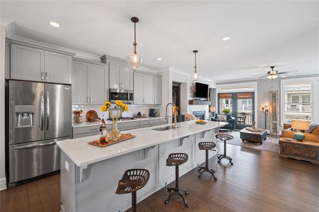 214 Bluestone Drive, Woodstock, Georgia image 16