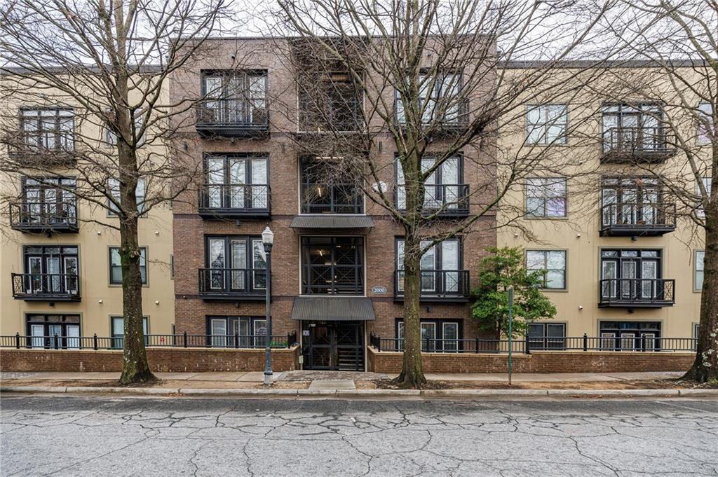 5300 Peachtree Road 1209