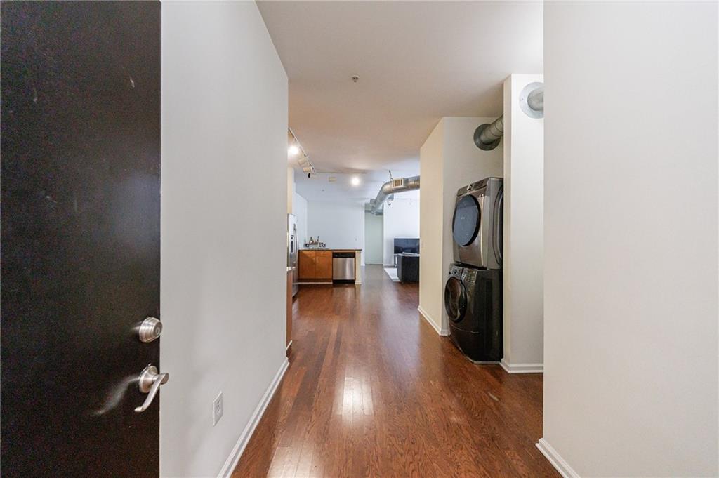 5300 Peachtree Road 1209