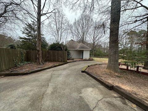 A home in Mcdonough