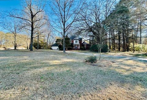 A home in Mcdonough