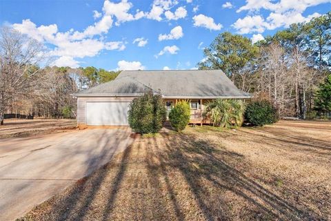 A home in Locust Grove