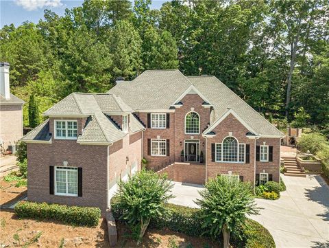 Homes For Sale - 8190 Royal Troon Dr Dr<br/> Duluth, GA 30097