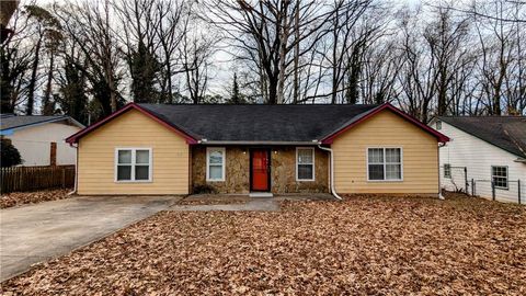 1343 Willow Trail SW Atlanta GA 30311
