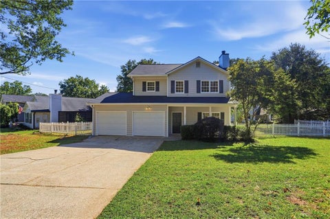 Homes For Sale - 4400 Hidden Meadow Circle<br/> Gwinnett County, Sugar Hill, GA 30518