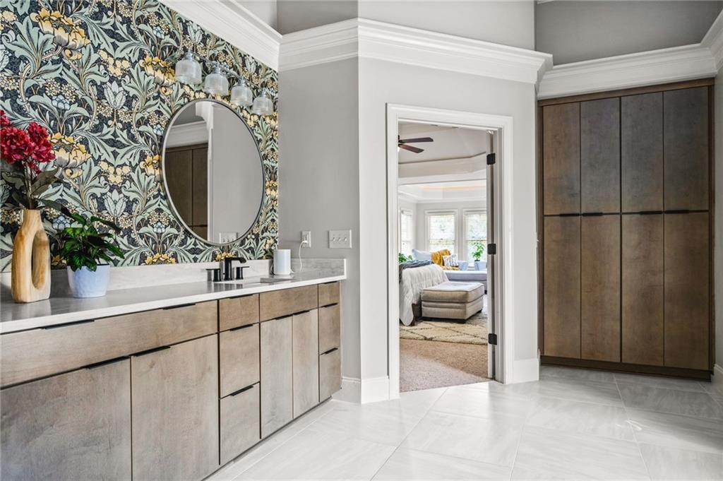 Flowery Branch, Georgia, 30542, United States, 6 Bedrooms Bedrooms, ,5 BathroomsBathrooms,Residential,Active,2024496