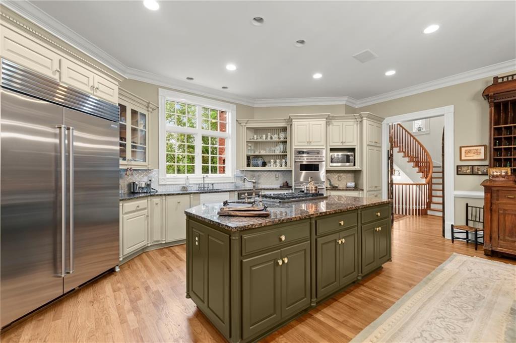 3863 Streamside Drive, Marietta, Georgia image 21