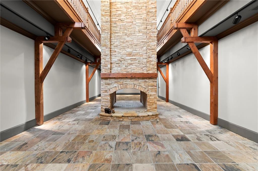 Waters Edge - Residential