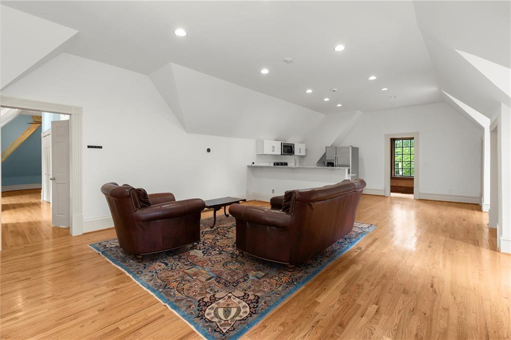 Waters Edge - Residential