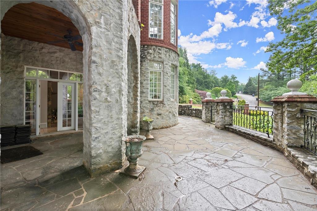 Waters Edge - Residential