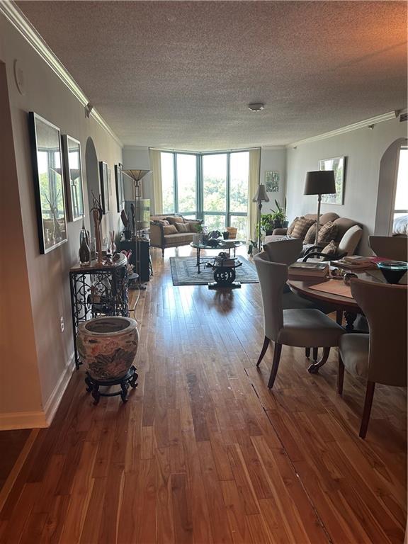 2870 Pharr Court South NW 901