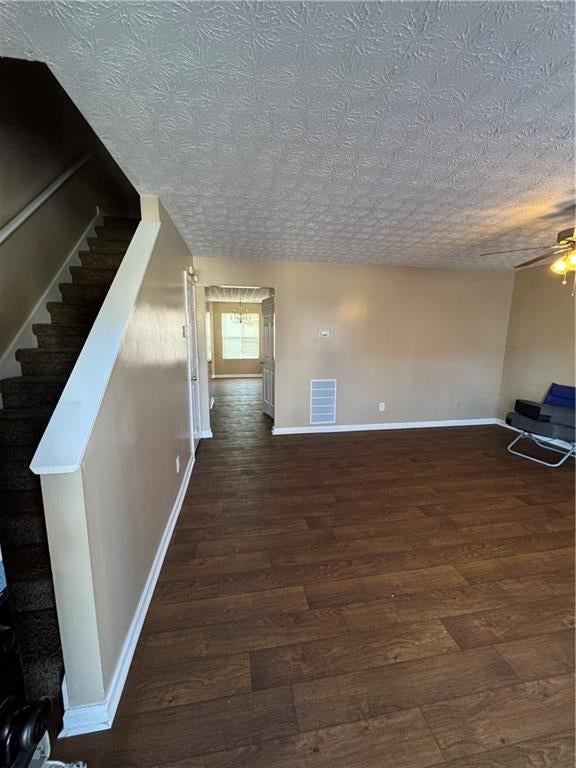5869 Strathmoor Manor Circle