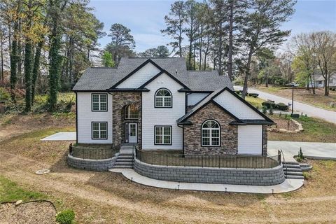 Homes For Sale - 2122 Graystone Parkway<br/> Grayson, GA 30017