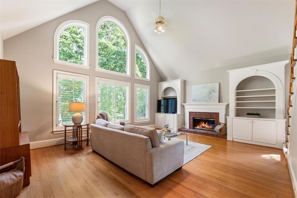 2195 Bent Creek Manor