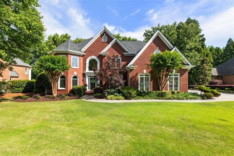 Homes For Sale - 2195 Bent Creek Manor<br/> Alpharetta, GA 30005