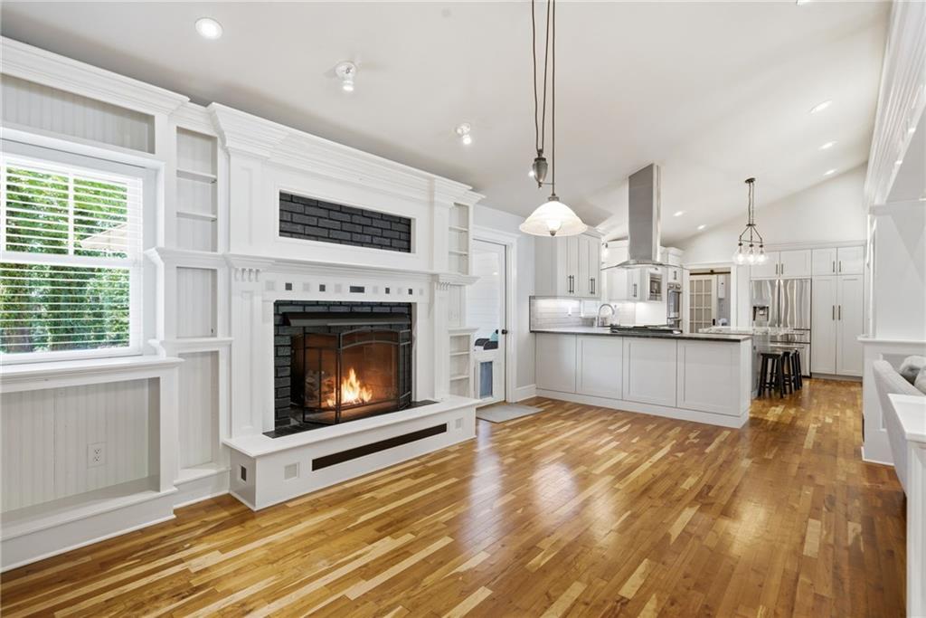 2875 Barbara Lane NE