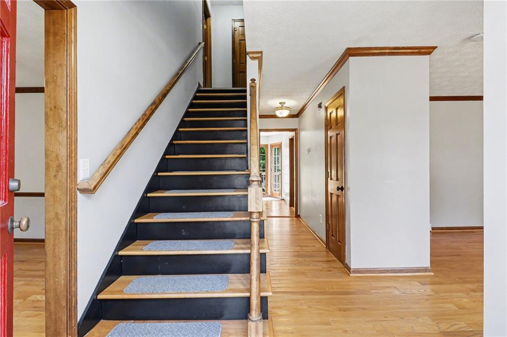 993 Coach House Drive