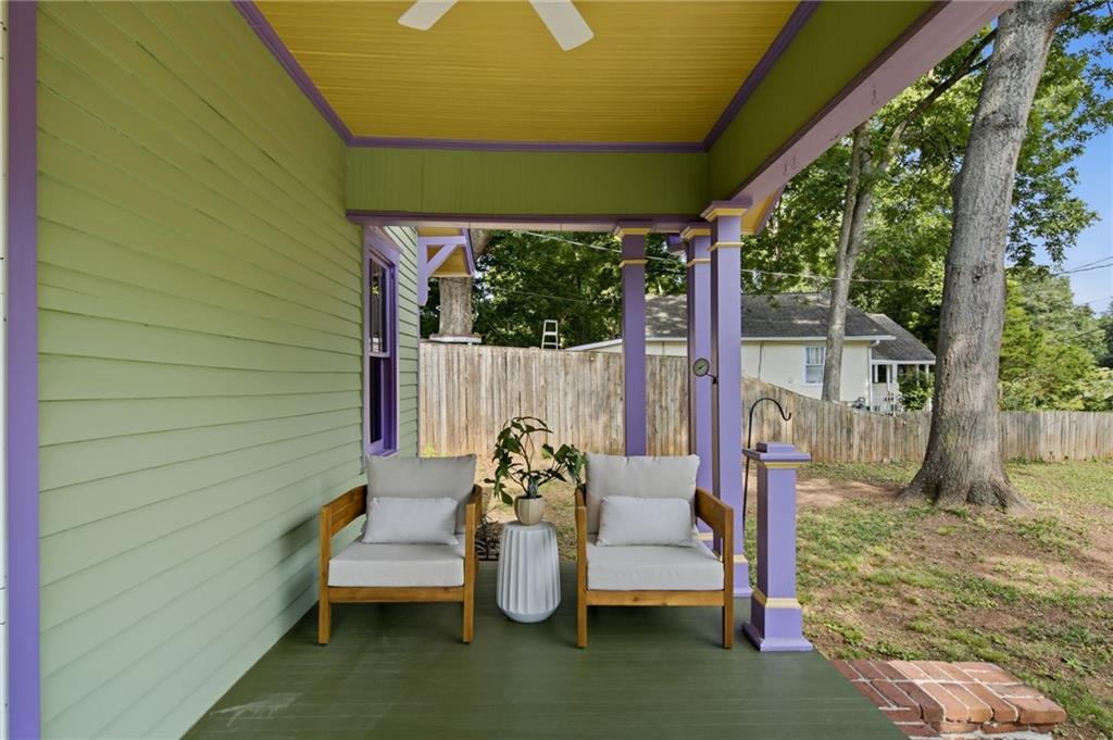 649 Federal Terrace SE