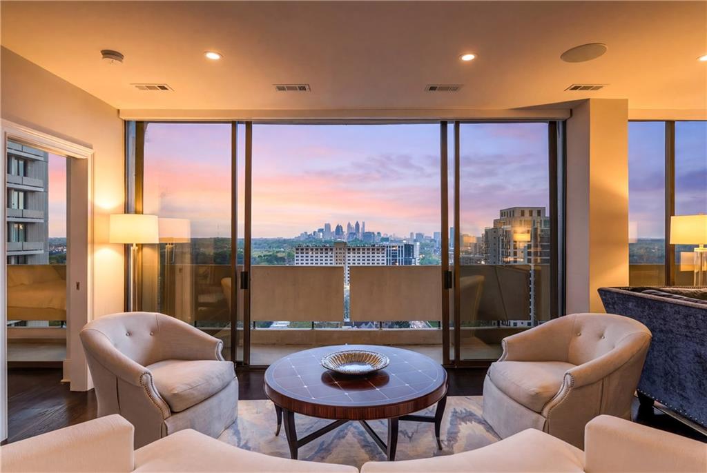 2575 Peachtree Road NE 22CD