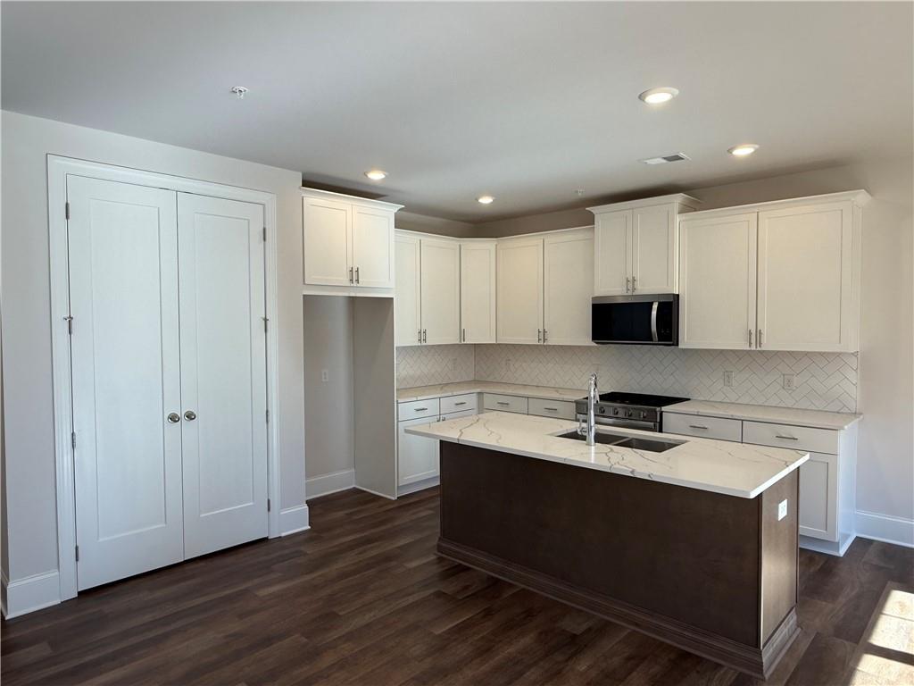 Crestwood - Residential