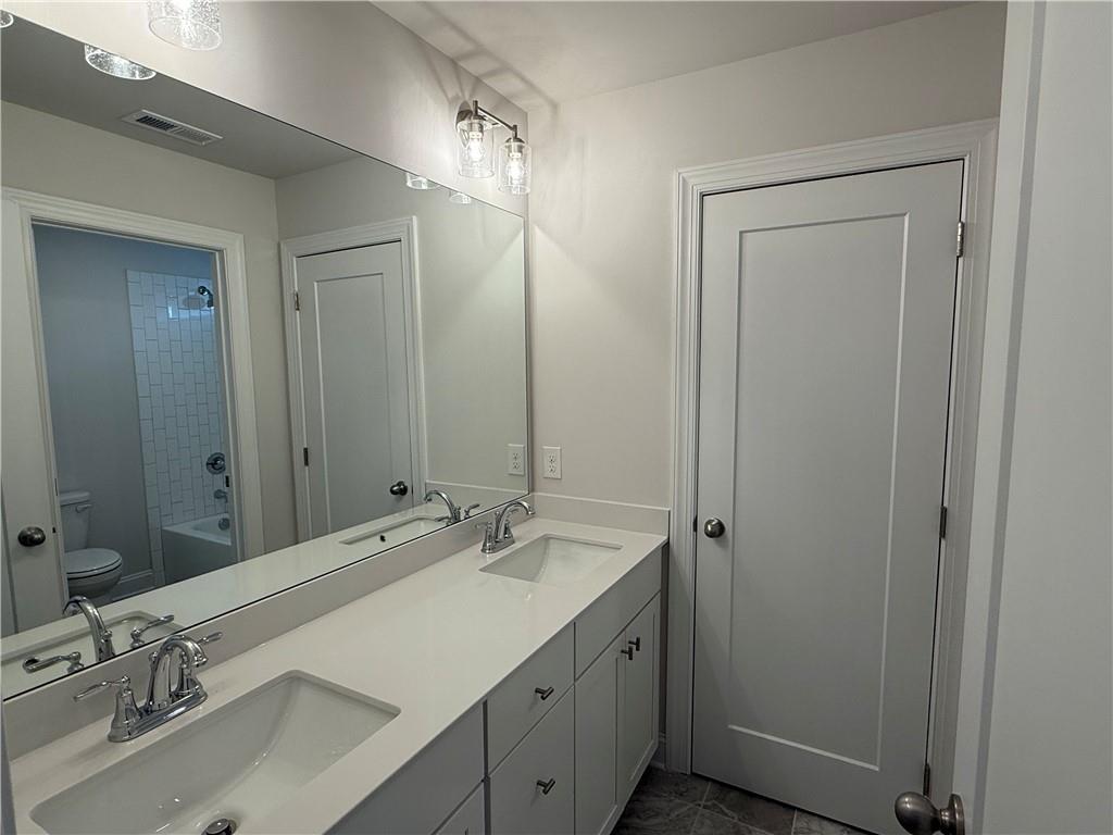 Crestwood - Residential