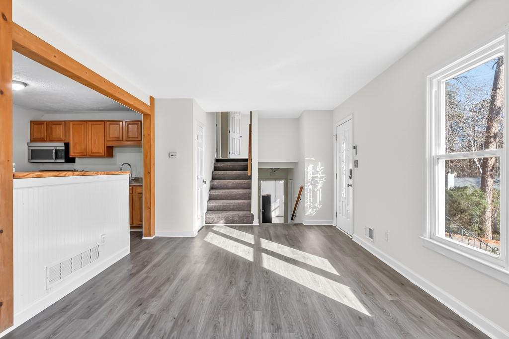 4703 N Springs Road NW