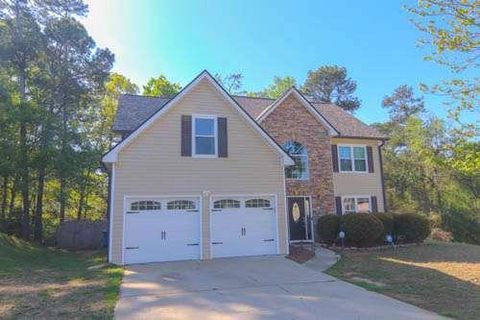 6879 Smoke Ridge Drive Atlanta GA 30349