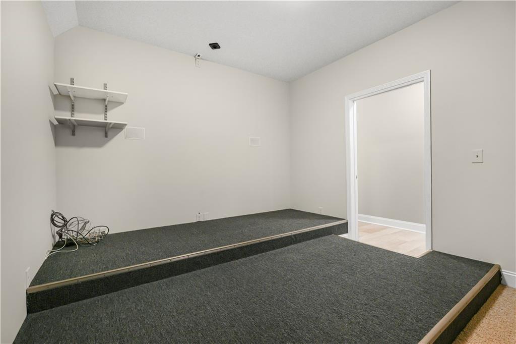 Royal Oak Estates - Residential
