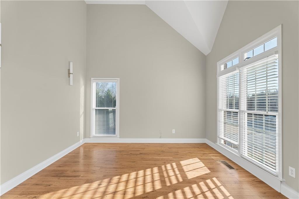 Royal Oak Estates - Residential
