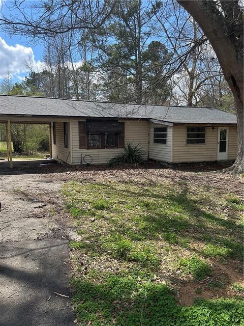 Homes For Sale - 355 Whitfield Drive<br/> Dallas, GA 30132