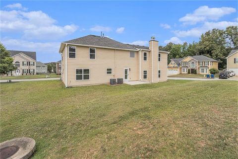 A home in Fairburn