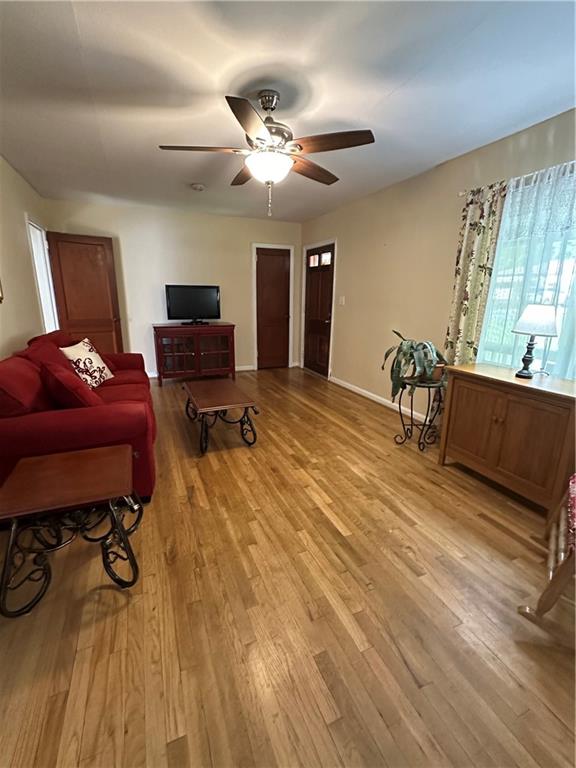 167 Mathews Circle, Marietta, Georgia image 7