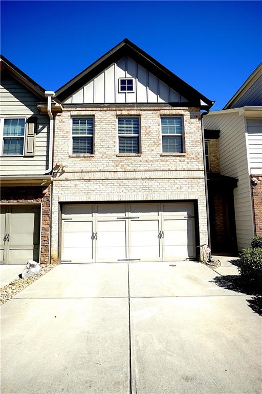 923 Spicy Oak Drive