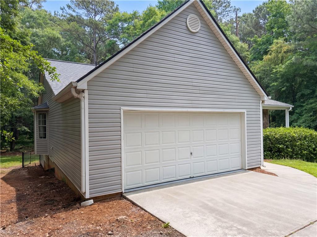 2081 Bay Court
