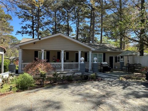 Homes For Sale - 2855 Old Concord Road<br/> Smyrna, GA 30082