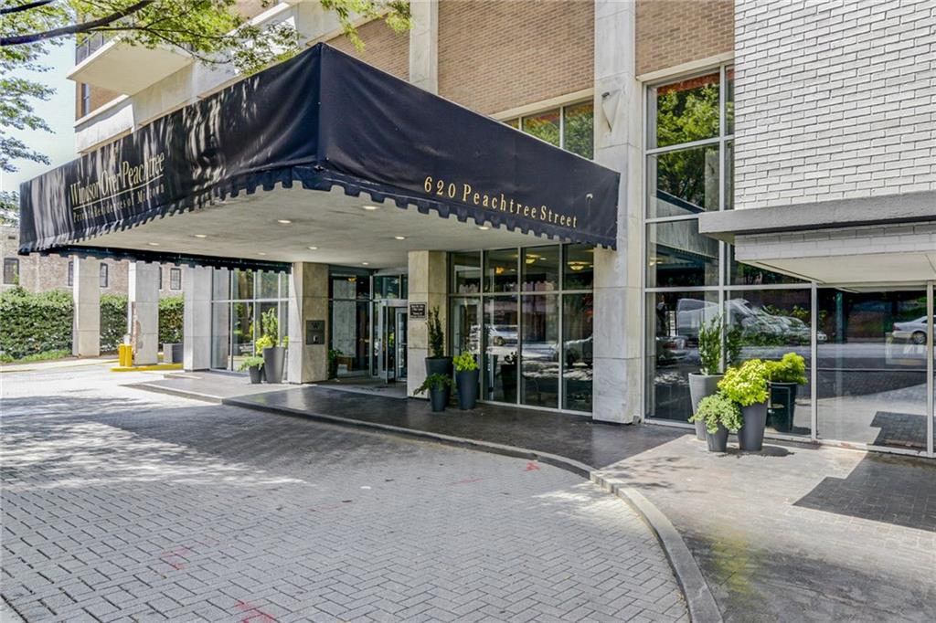 620 Peachtree Street NE 1106