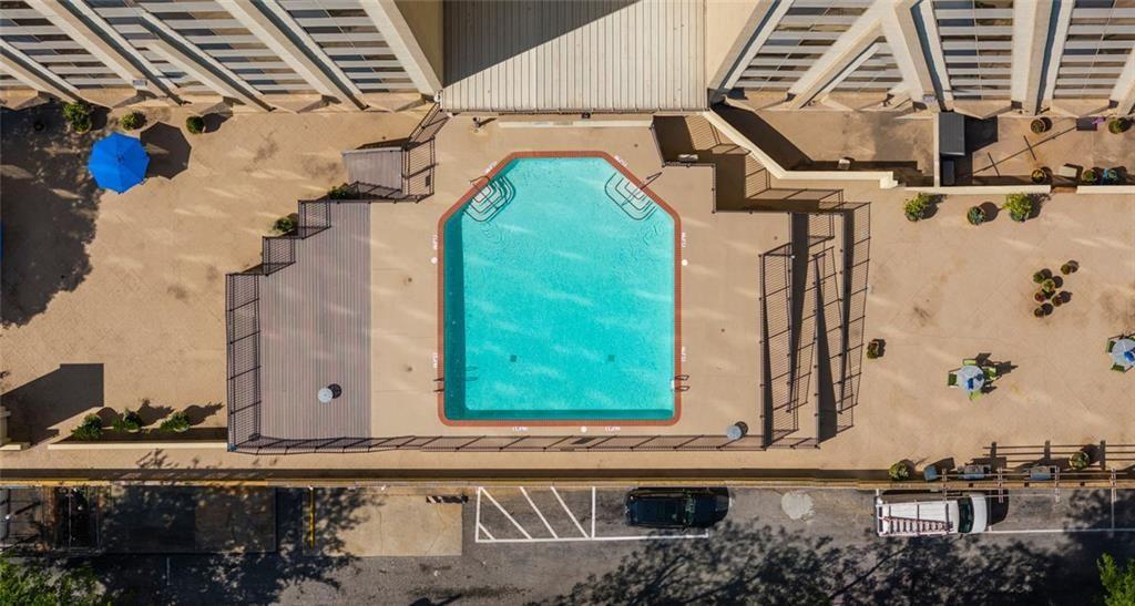 ParkLane On Peachtree - Residential