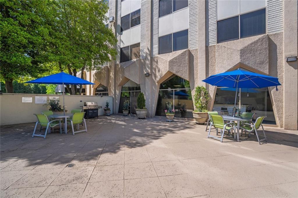 ParkLane On Peachtree - Residential