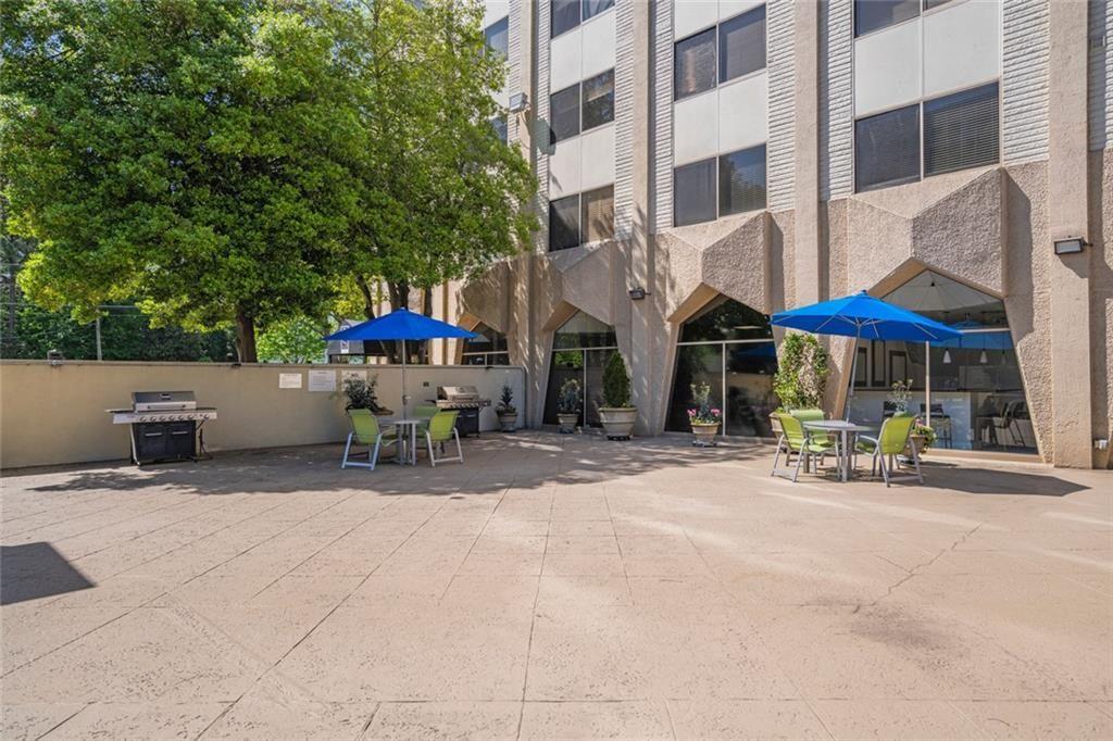 ParkLane On Peachtree - Residential