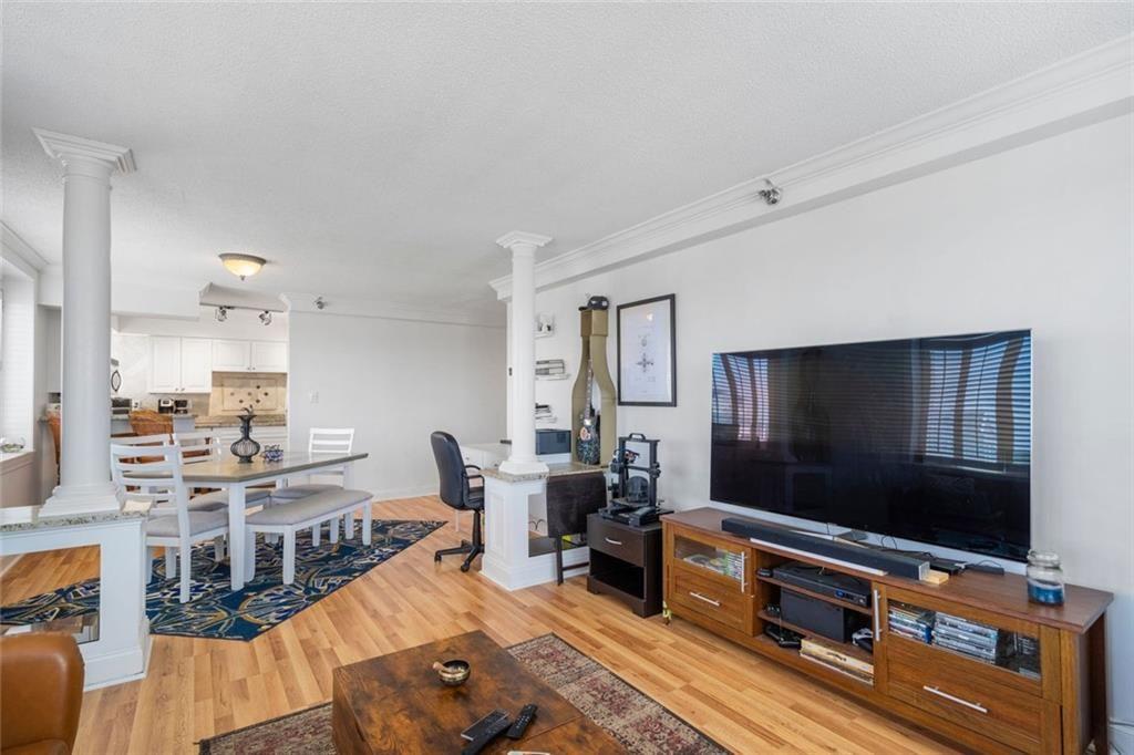 ParkLane On Peachtree - Residential